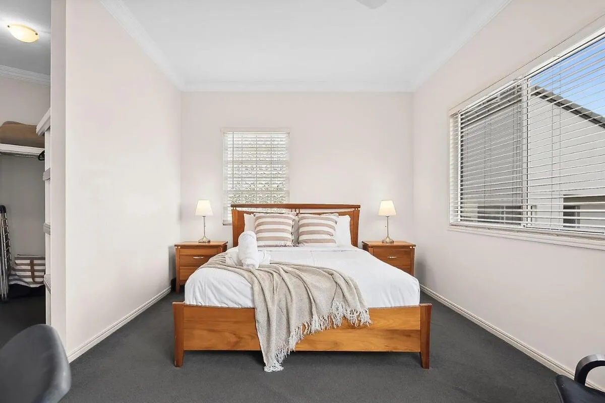 Stylish Coastal Retreat In The Heart Of Broadbeach Gold Coast 0*,  Australia